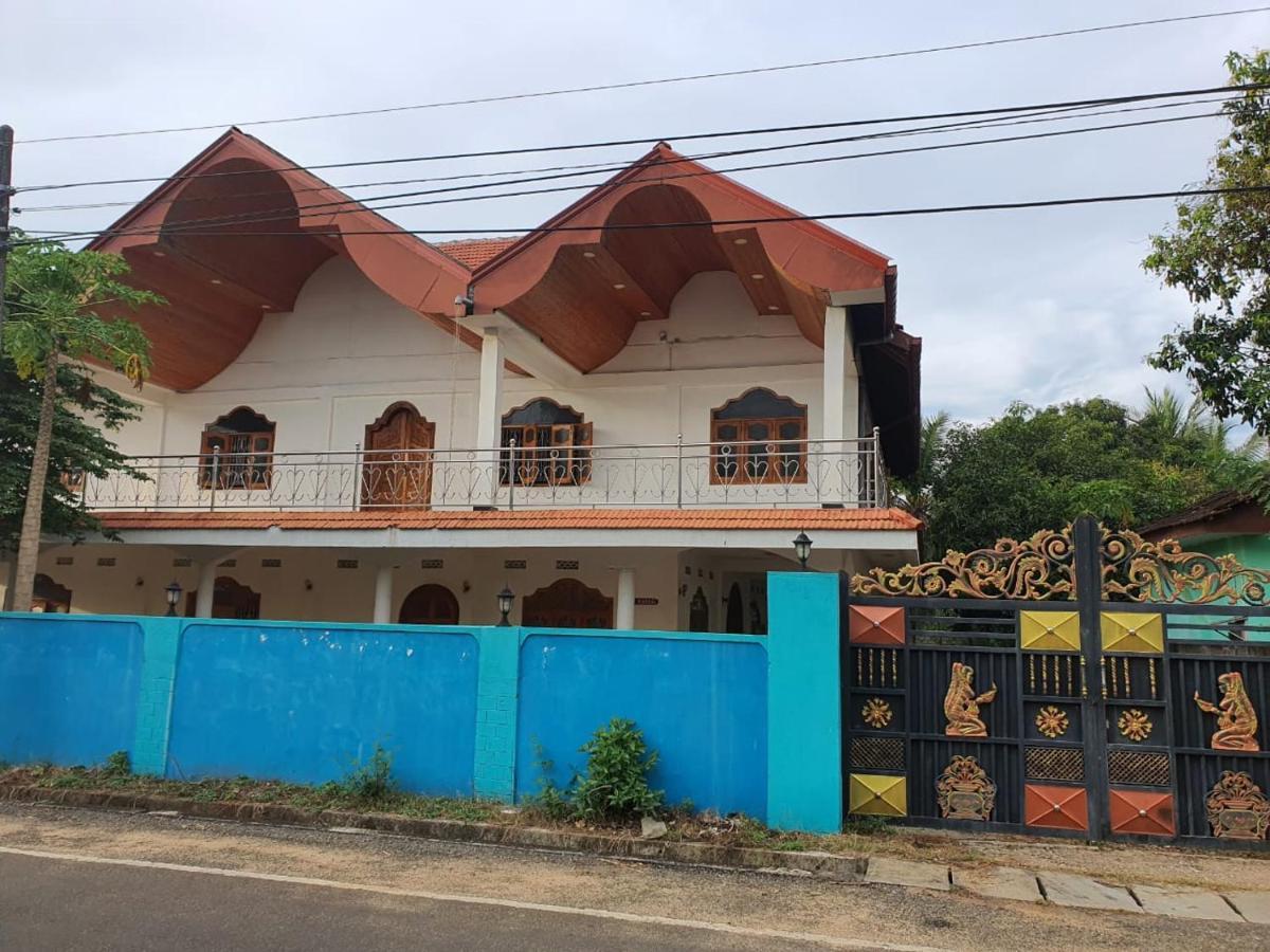 Hb Budget Rest Hotell Jaffna Eksteriør bilde