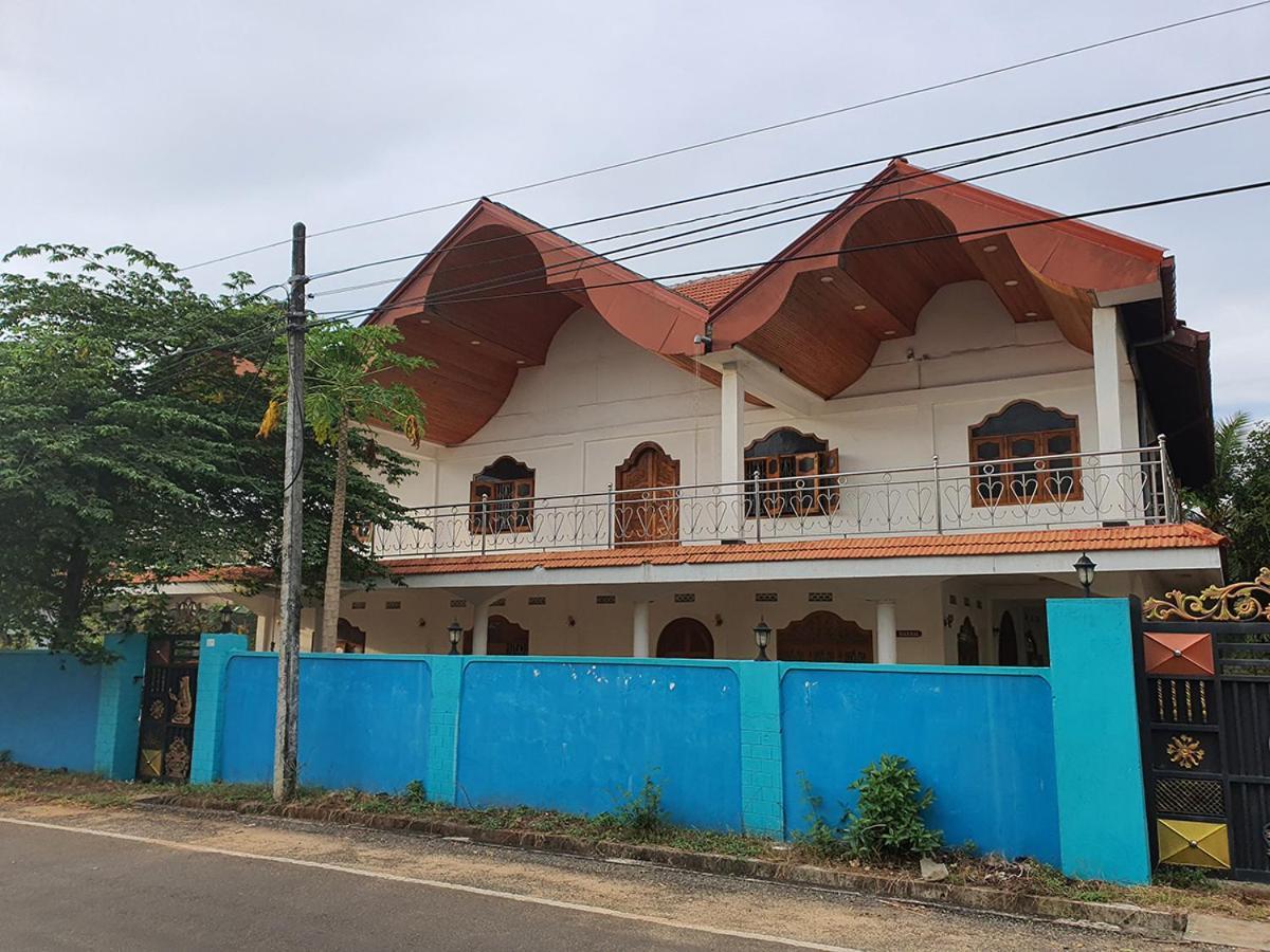 Hb Budget Rest Hotell Jaffna Eksteriør bilde